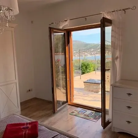 Villa Kristal House
